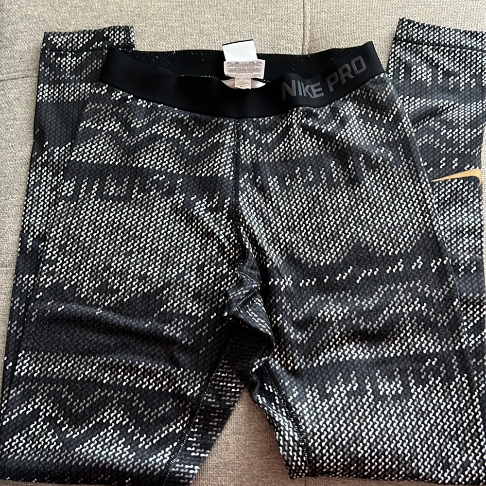 Nike Pro Leggings - image 2